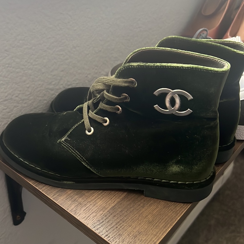 Chanel boots - Picture 13 of 14